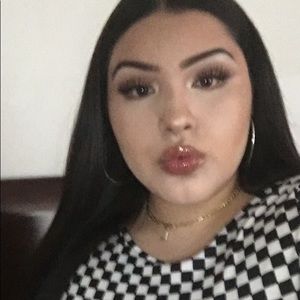 Meet your Posher, Litzy